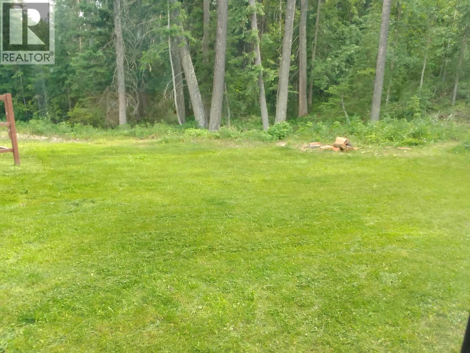 787 Golden Donald Upper Road, Golden