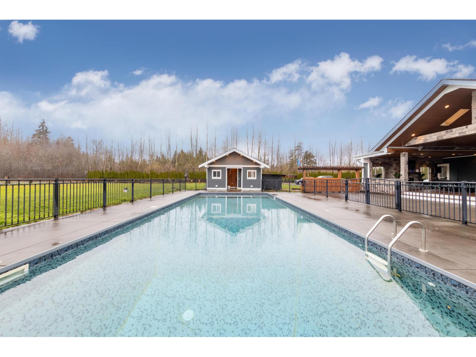 21298 36 AVENUE, Langley