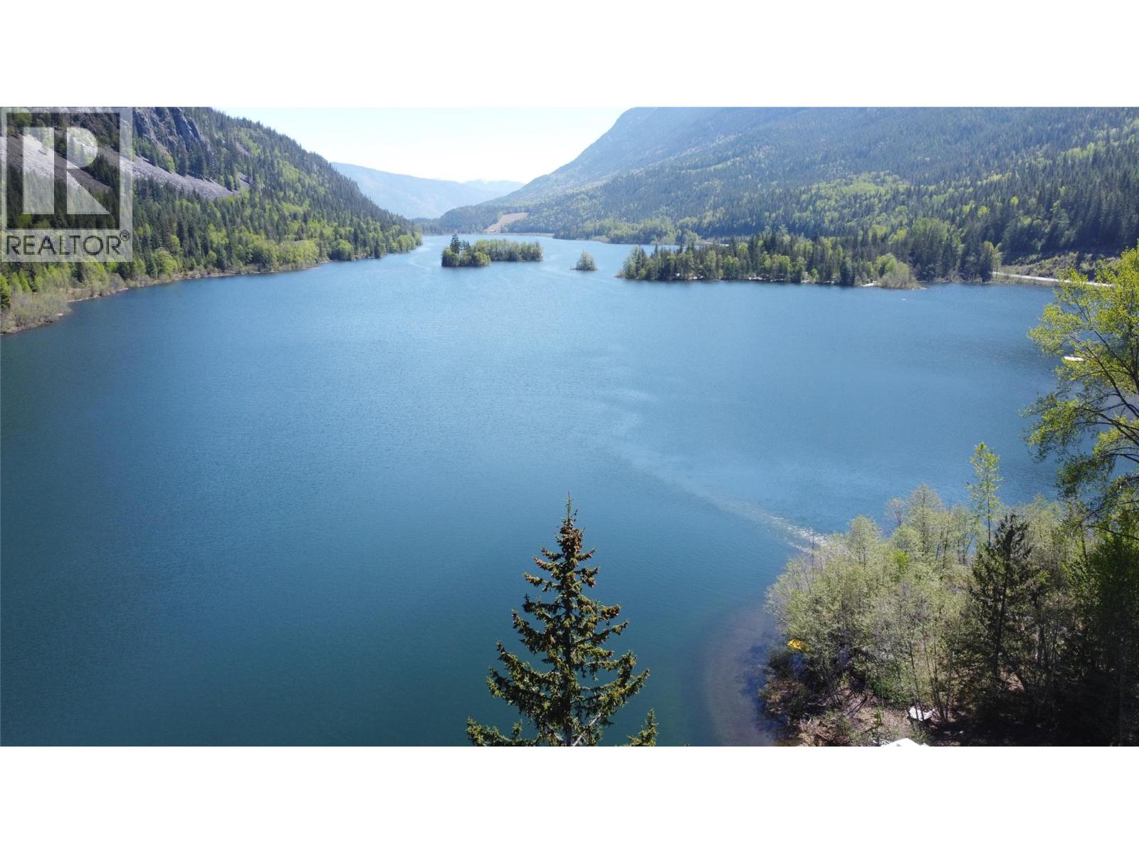 209 ISLAND VIEW Road, Summit Lake