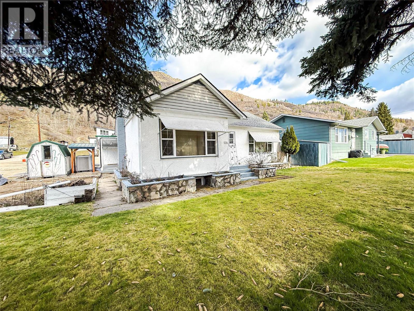 510 10th Avenue, Montrose