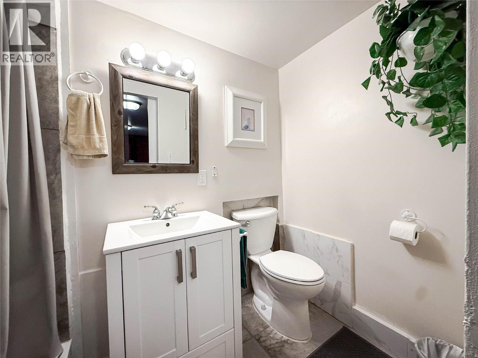 510 10th Avenue, Montrose