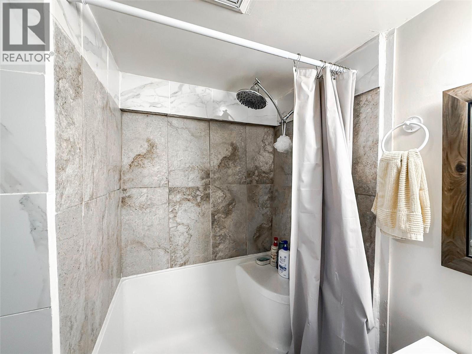 510 10th Avenue, Montrose