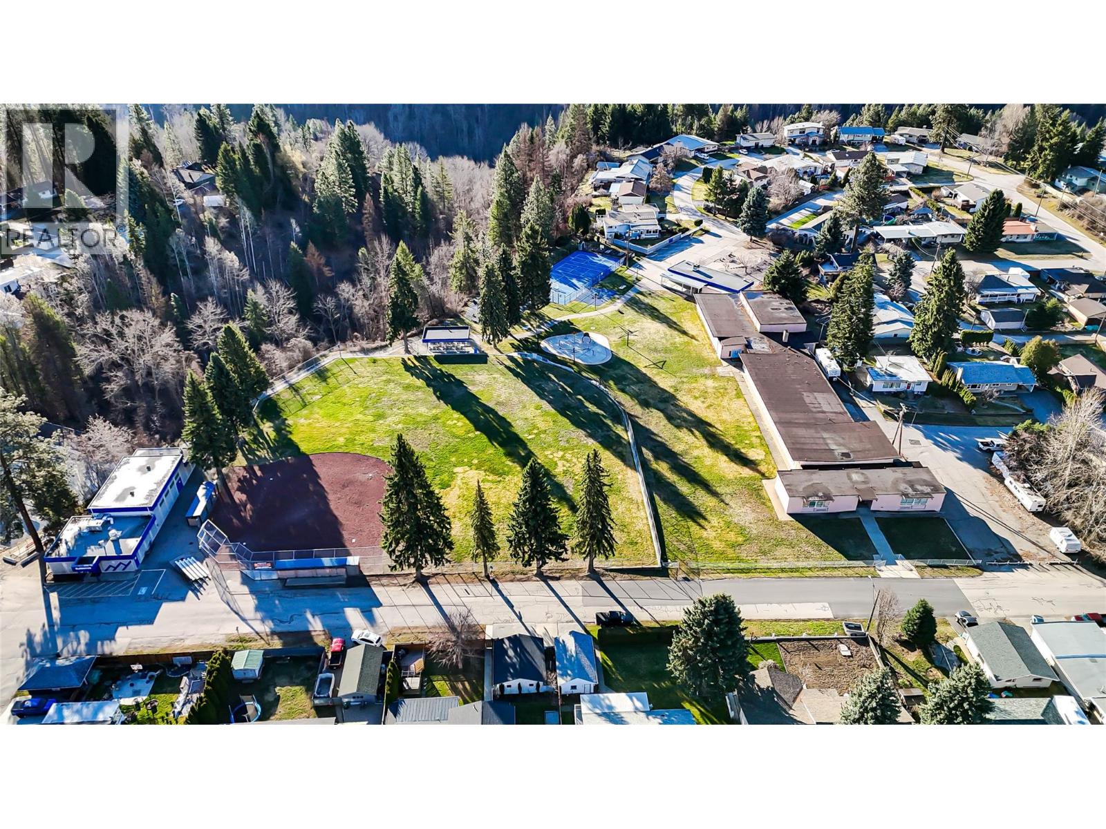 510 10th Avenue - 57