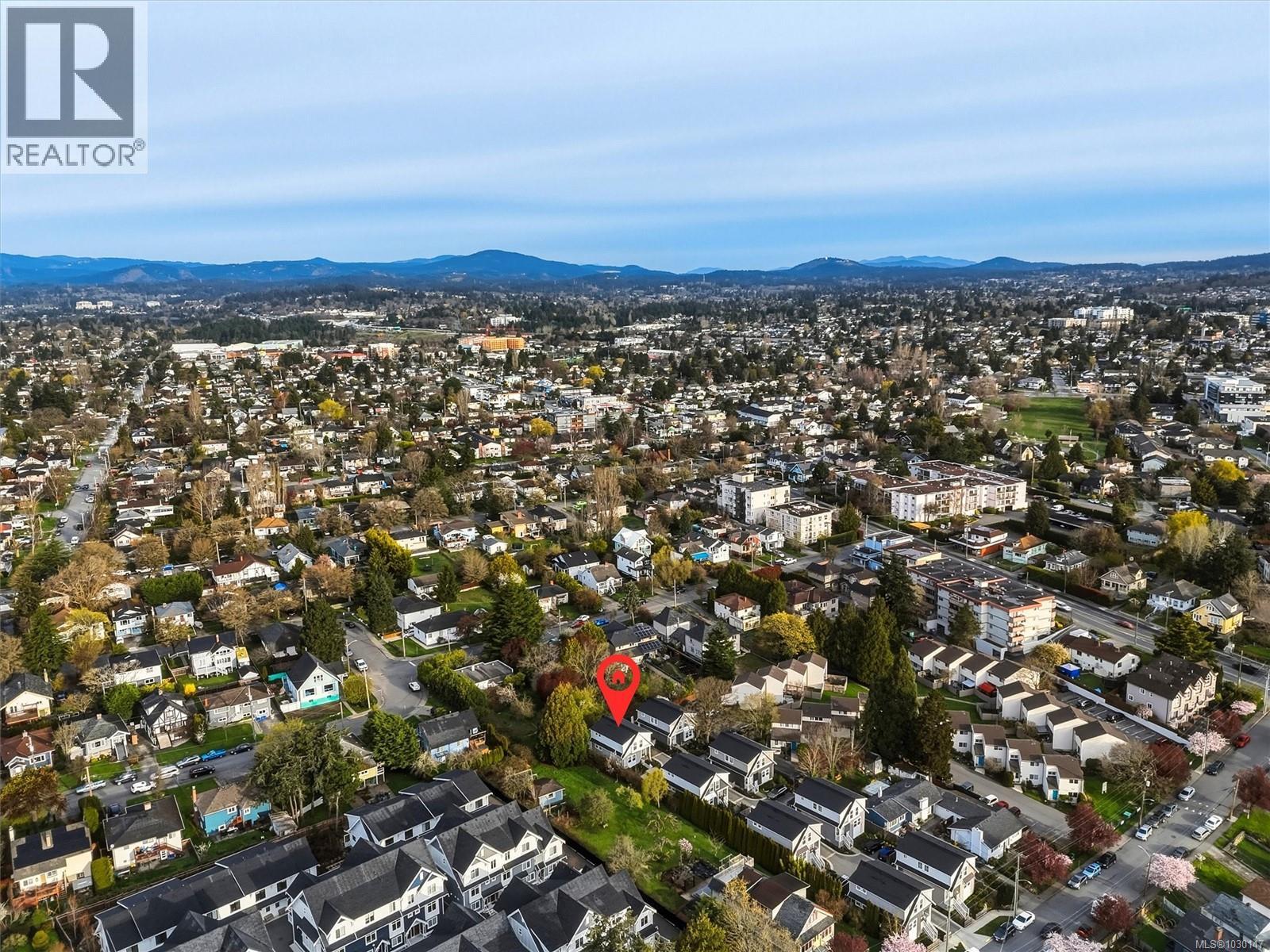 1 3120 Washington Avenue, Victoria