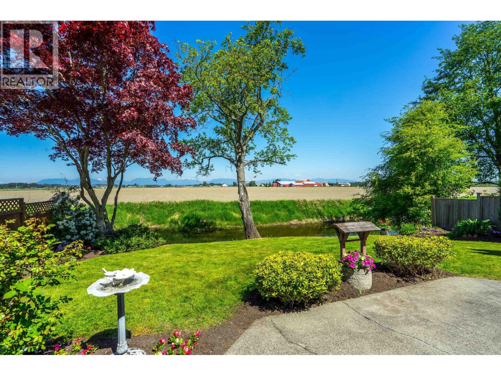 6247 CRESCENT Place, Delta