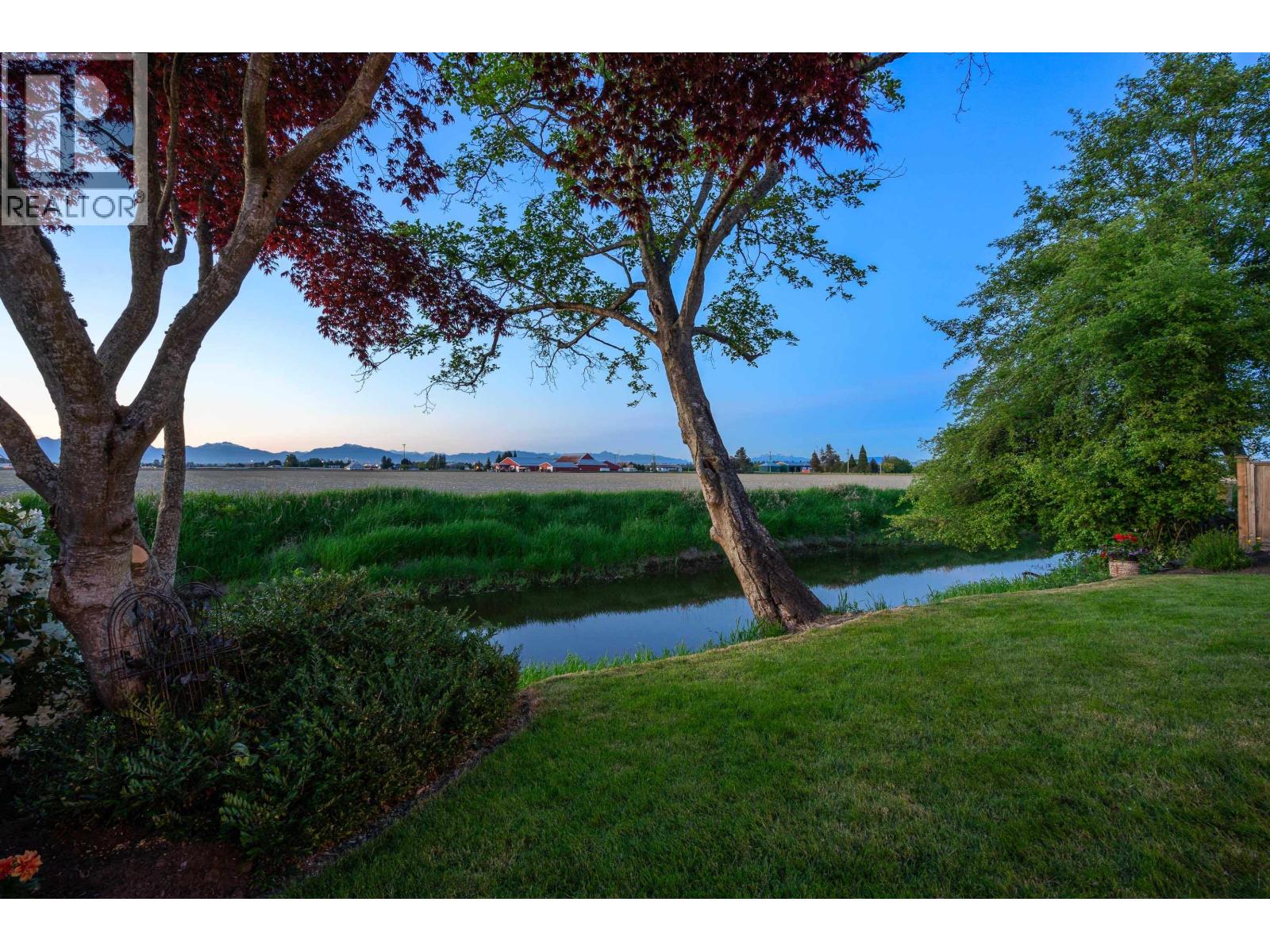 6247 CRESCENT Place, Delta