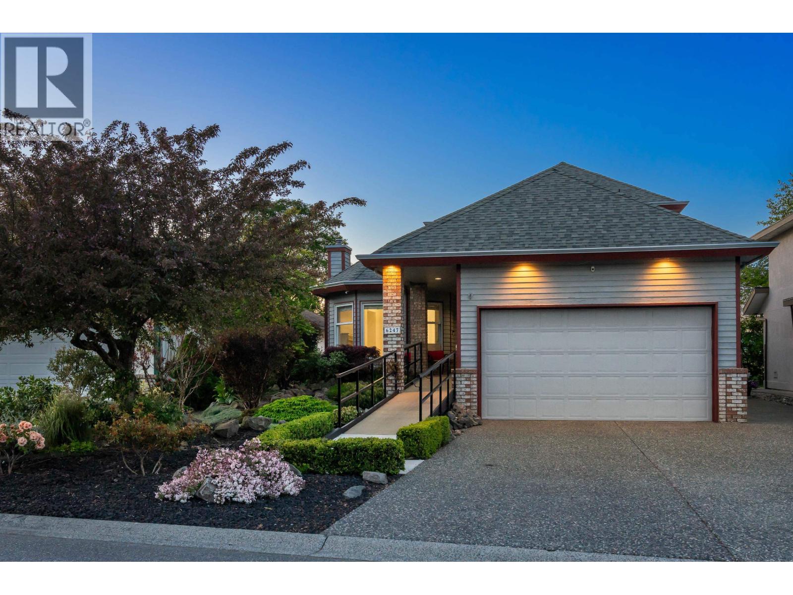 6247 CRESCENT Place, Delta