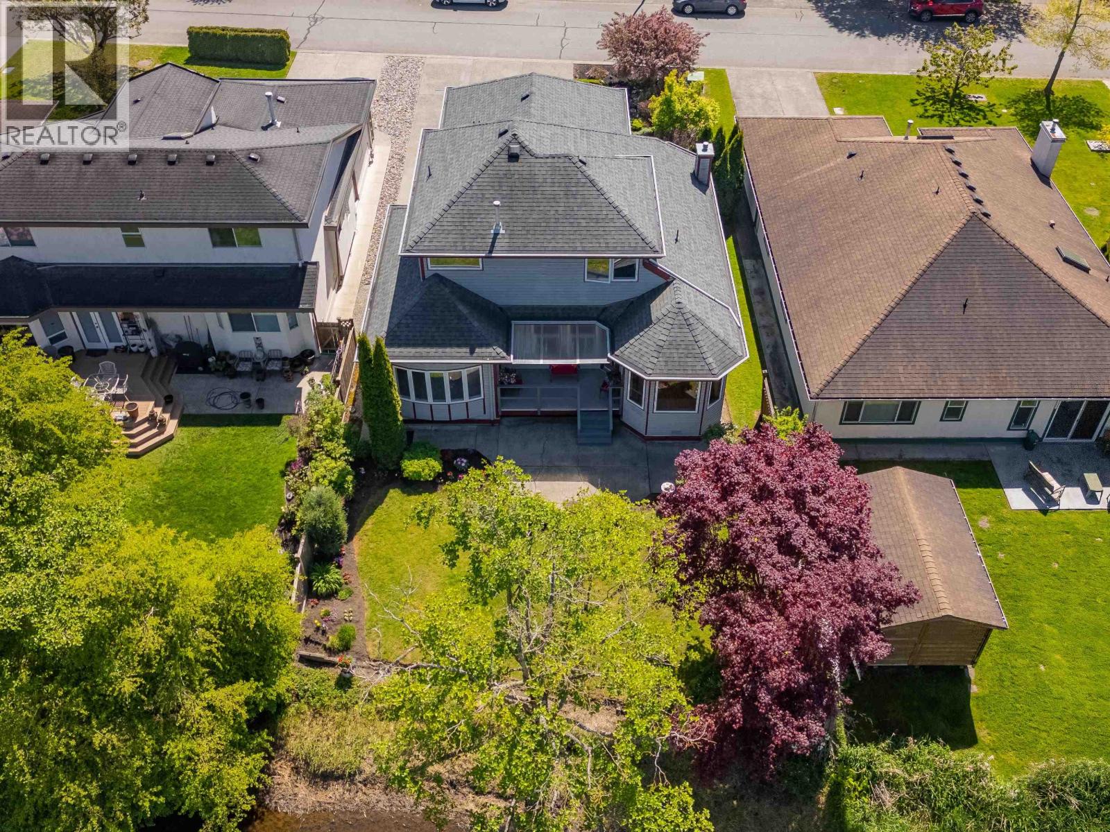 6247 CRESCENT Place, Delta