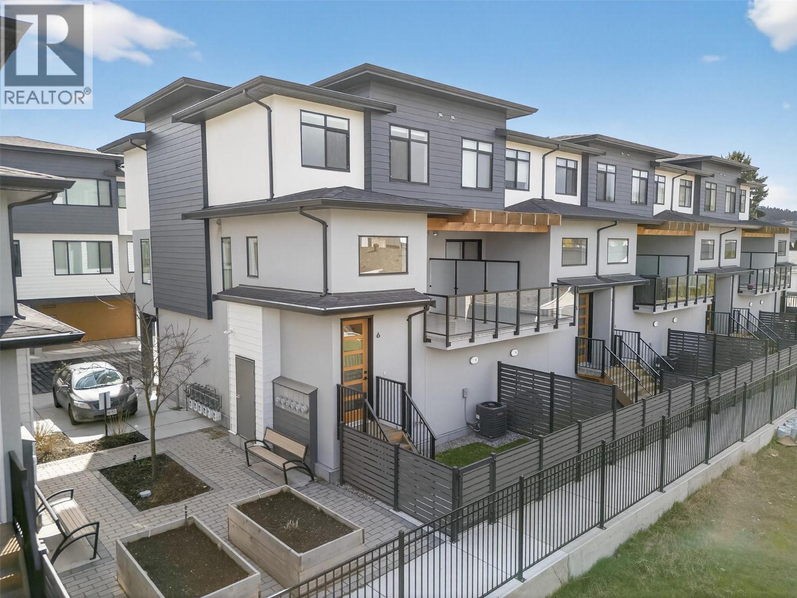 #6-1225 Findlay Road, Kelowna