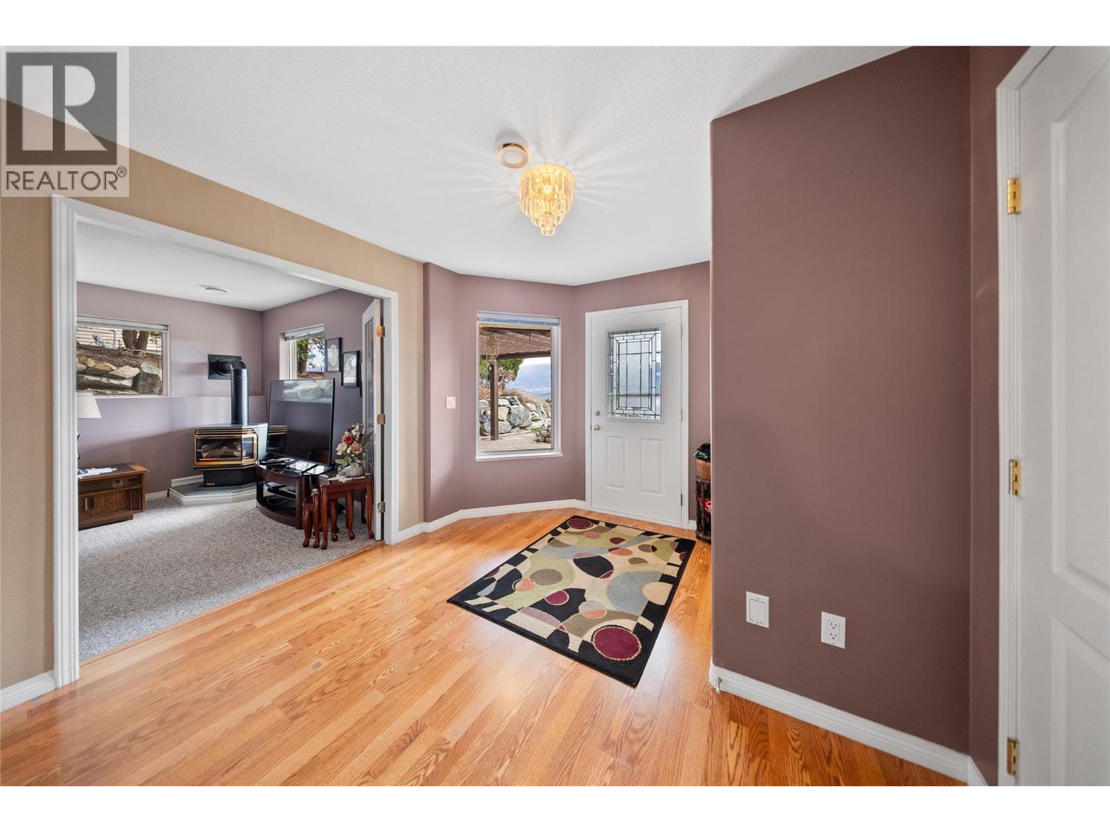 1350 Gregory Road, West Kelowna