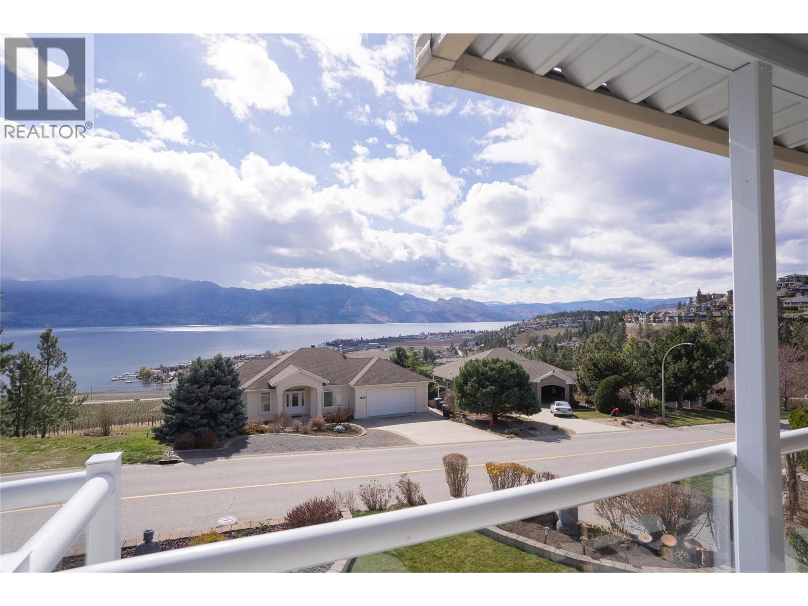 1350 Gregory Road, West Kelowna