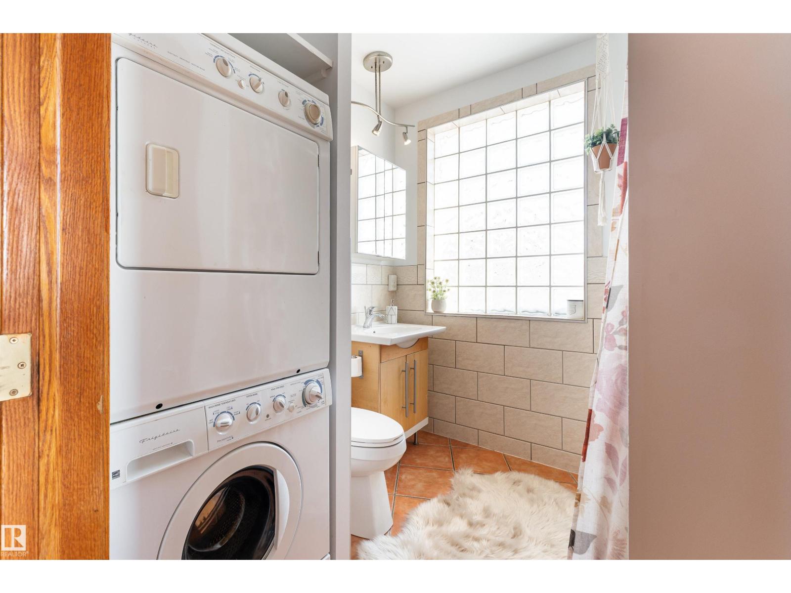 #301 10141 95 ST NW, Edmonton