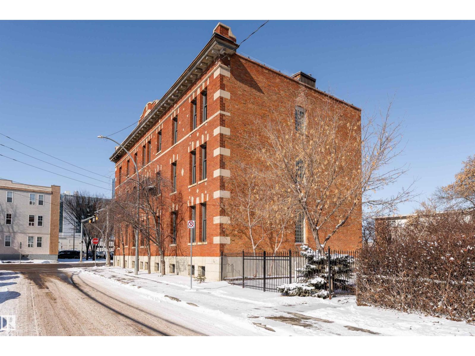 #301 10141 95 ST NW, Edmonton