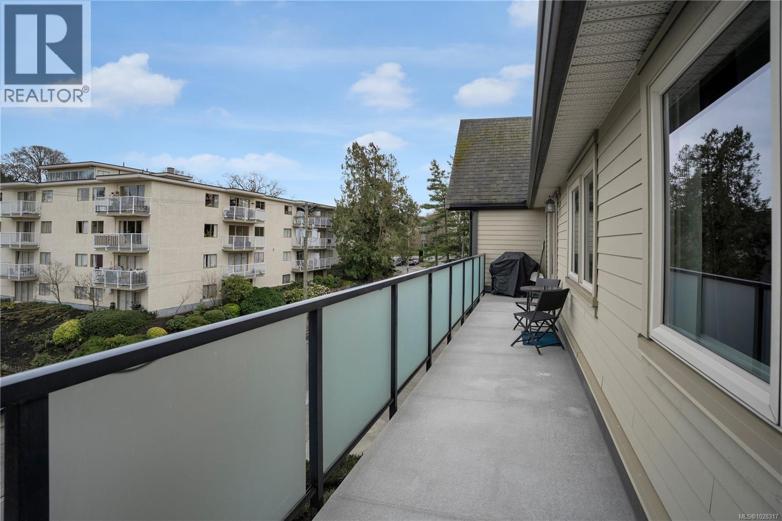 408 1436 Harrison St, Victoria