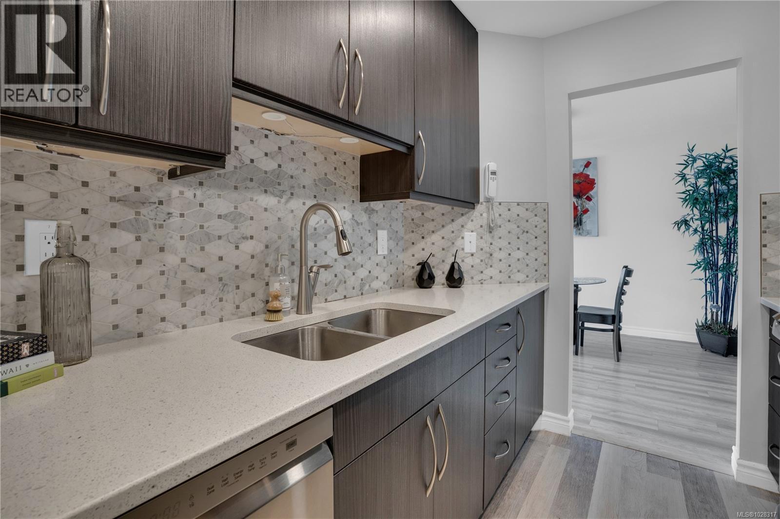 408 1436 Harrison St, Victoria