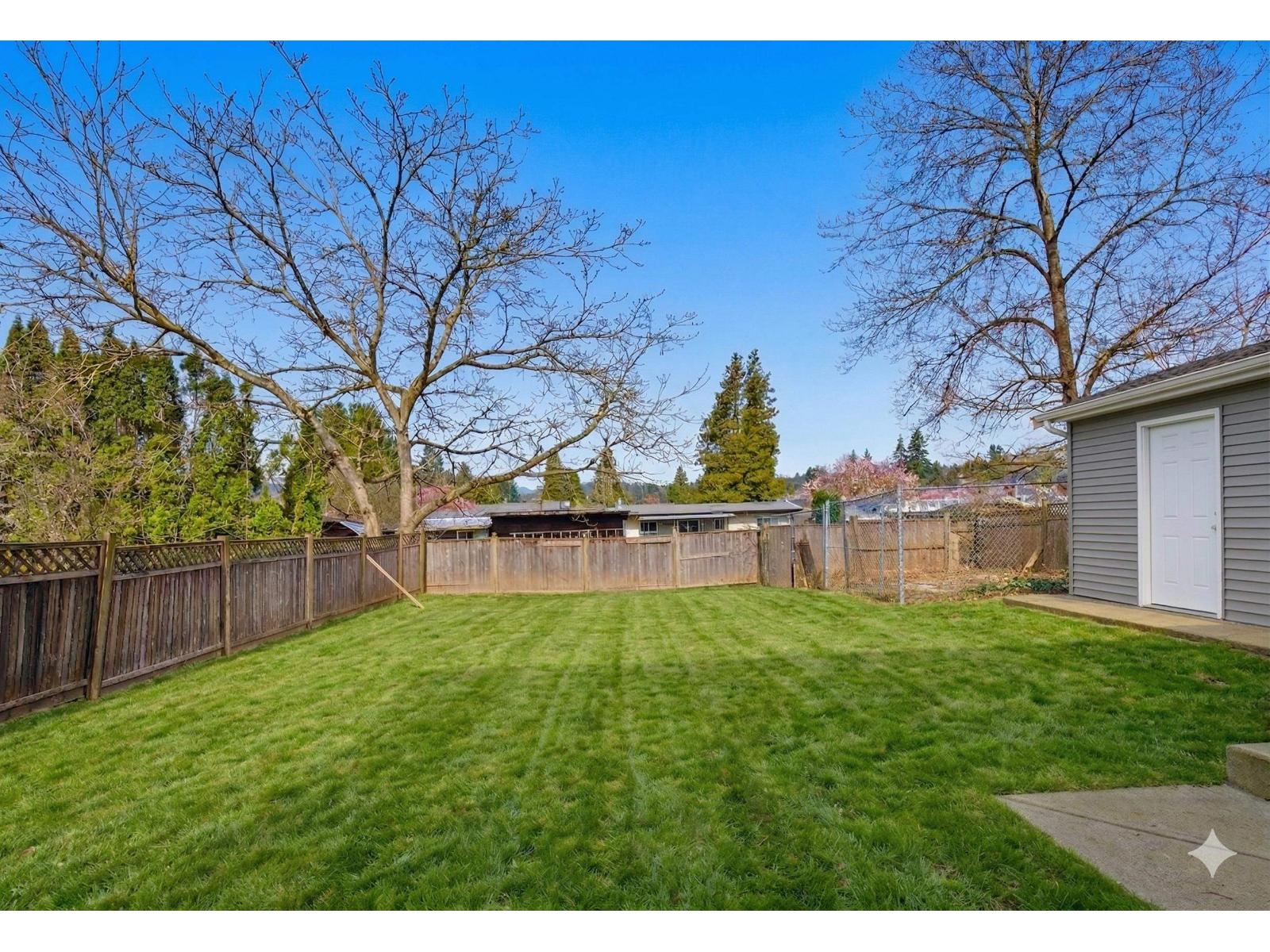 32141 HILLCREST AVENUE, Mission