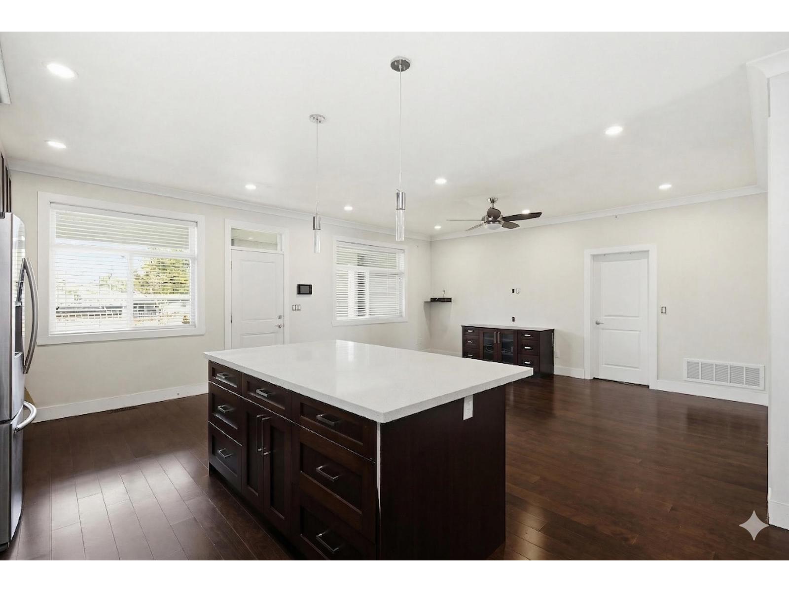 32141 HILLCREST AVENUE, Mission