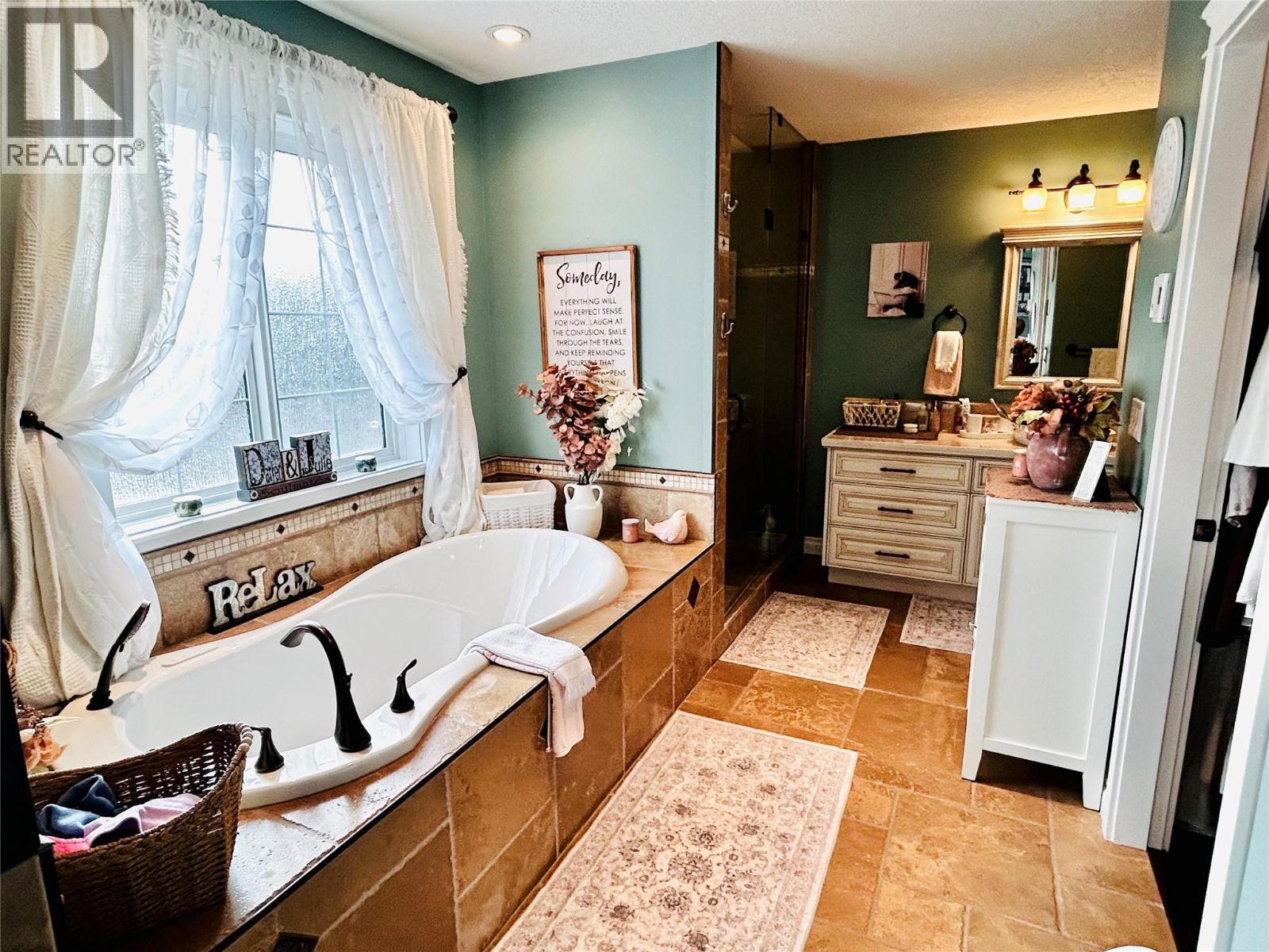 276 WAPITI CRESCENT - 20