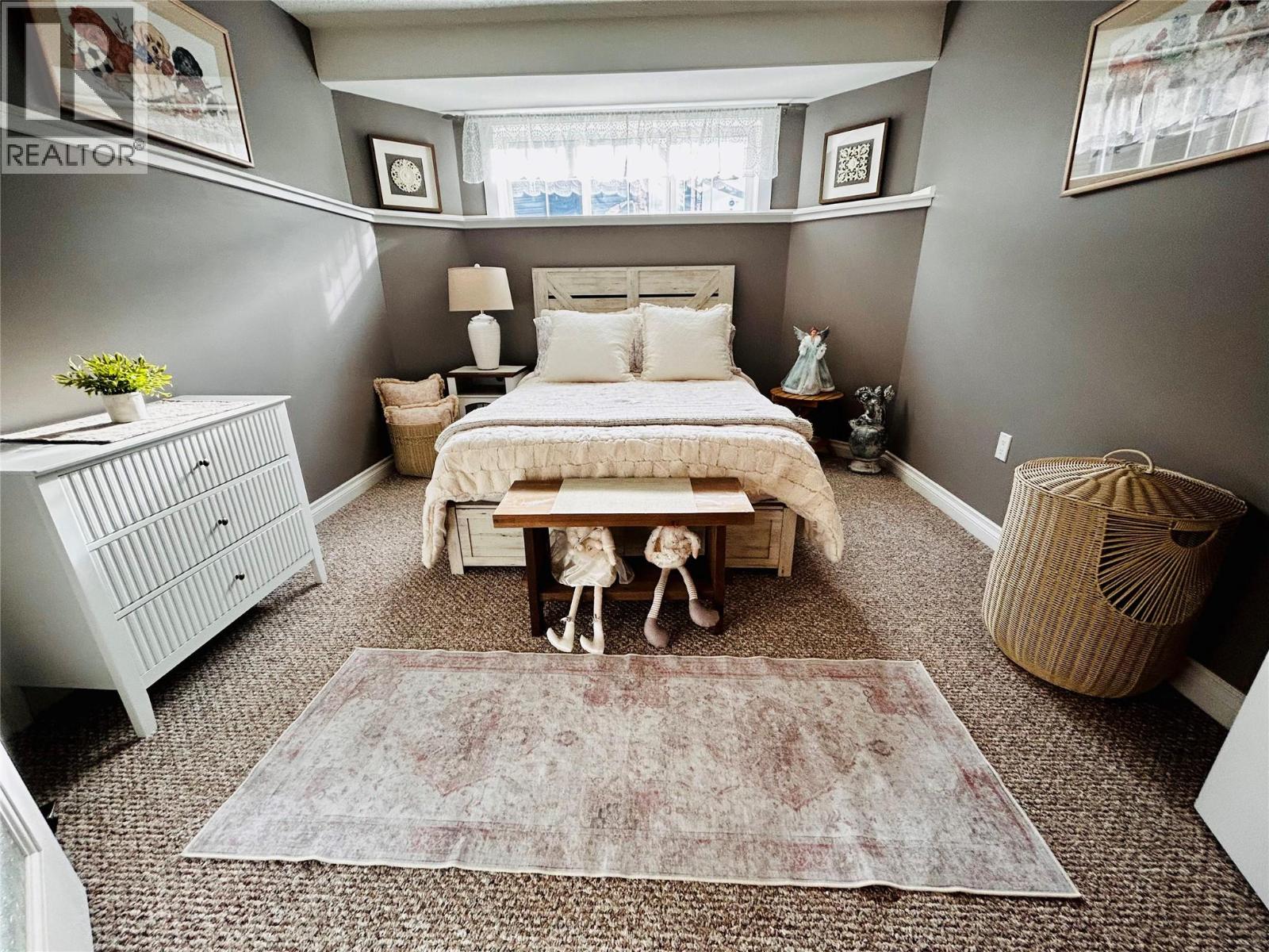 276 WAPITI CRESCENT - 33