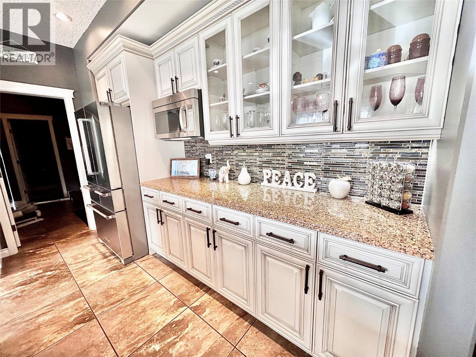 276 WAPITI CRESCENT - 9