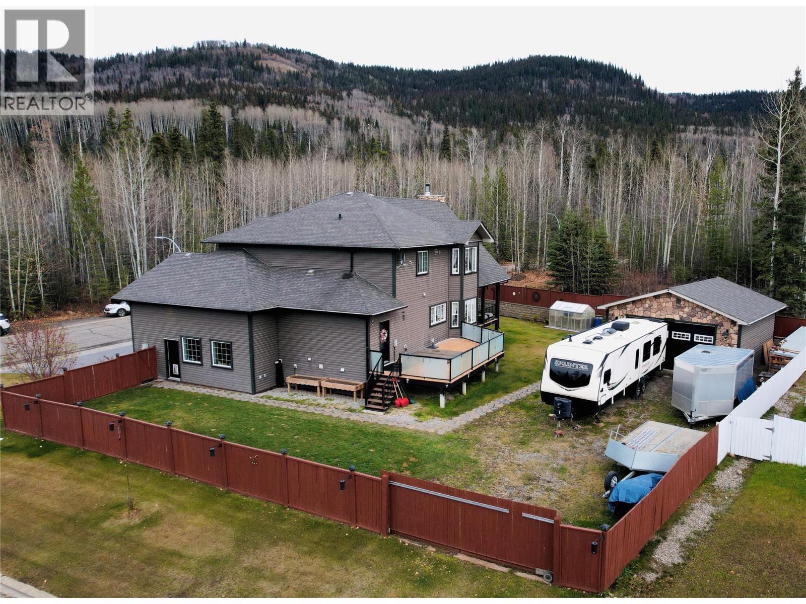 276 WAPITI CRESCENT - 37