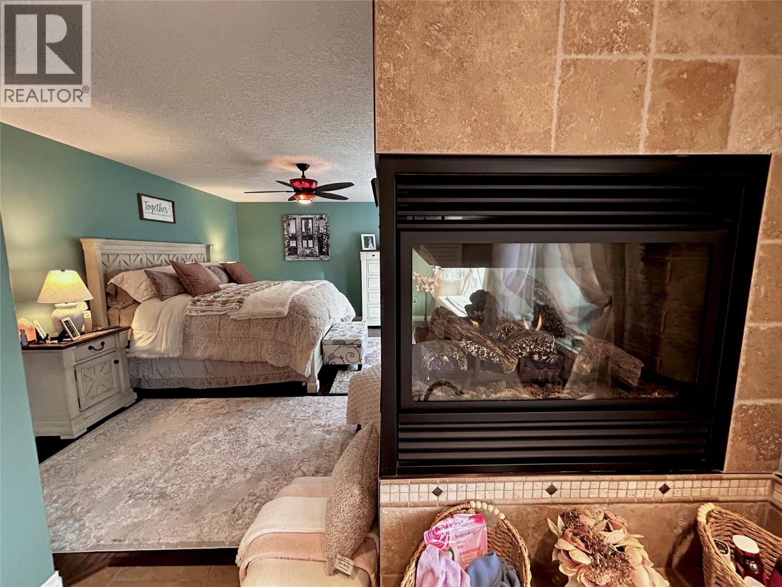 276 WAPITI CRESCENT - 23