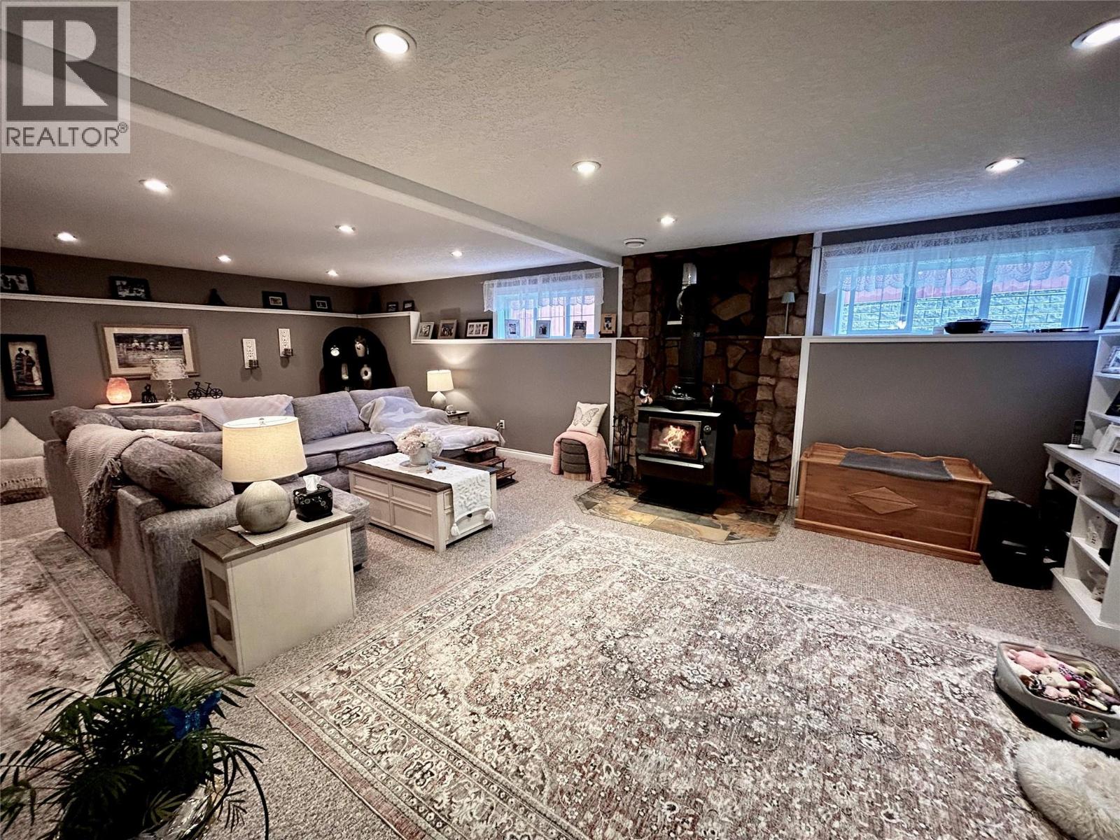 276 WAPITI CRESCENT - 30