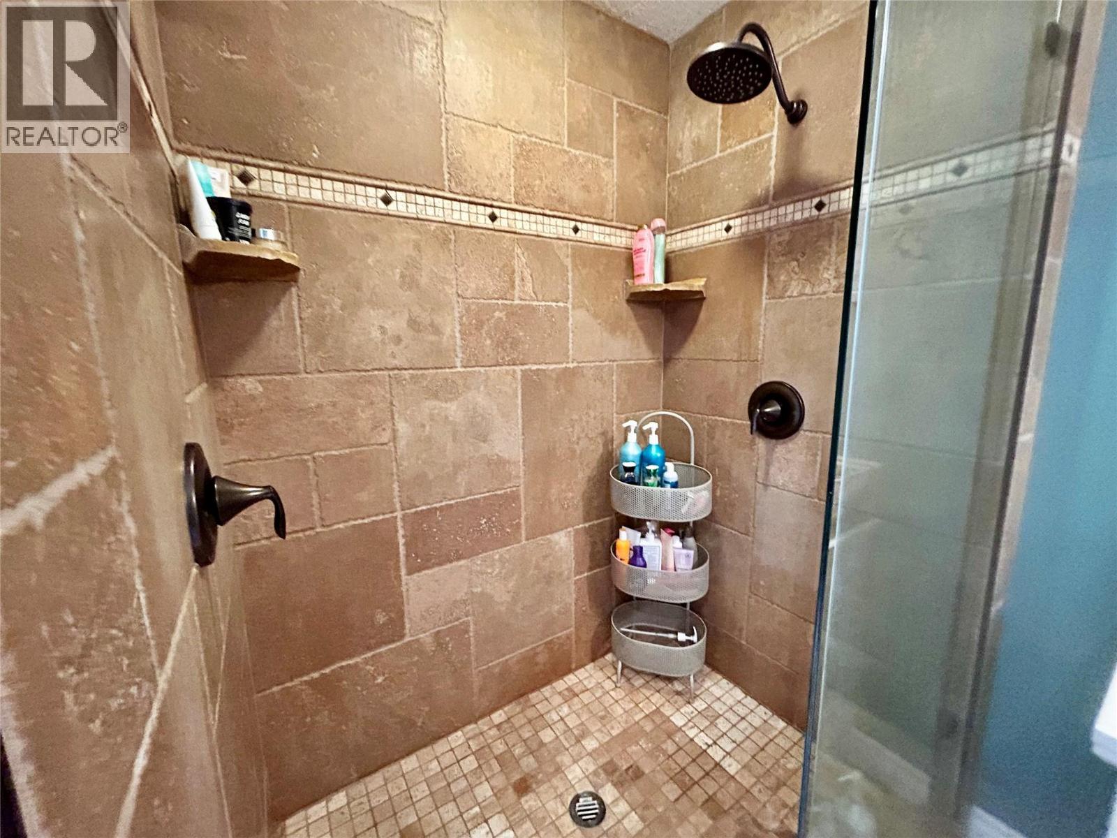 276 WAPITI CRESCENT - 22