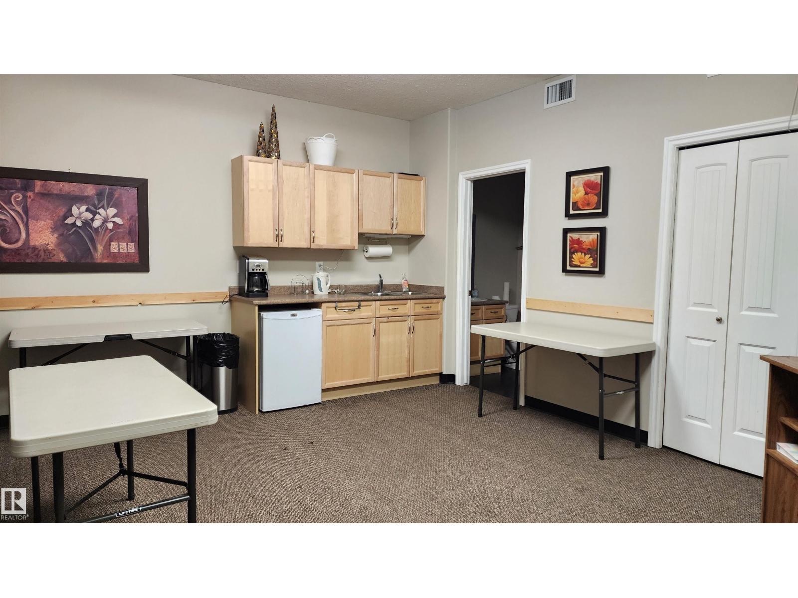 #314 8528 82 AV NW, Edmonton