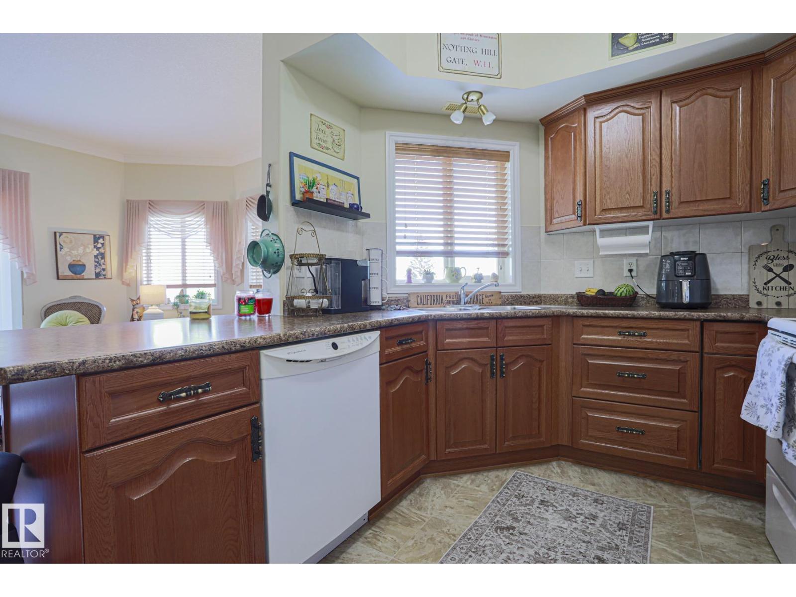 #314 8528 82 AV NW - 9