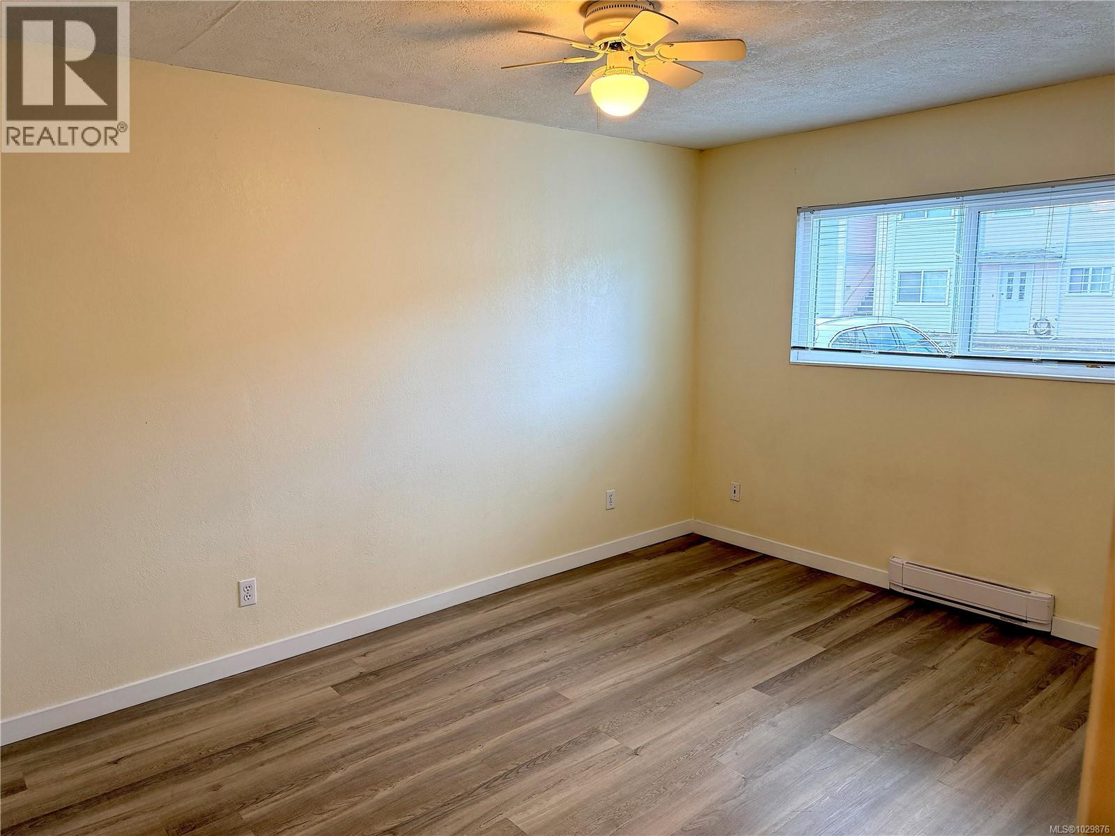 #103 2425 Lewis St - 17