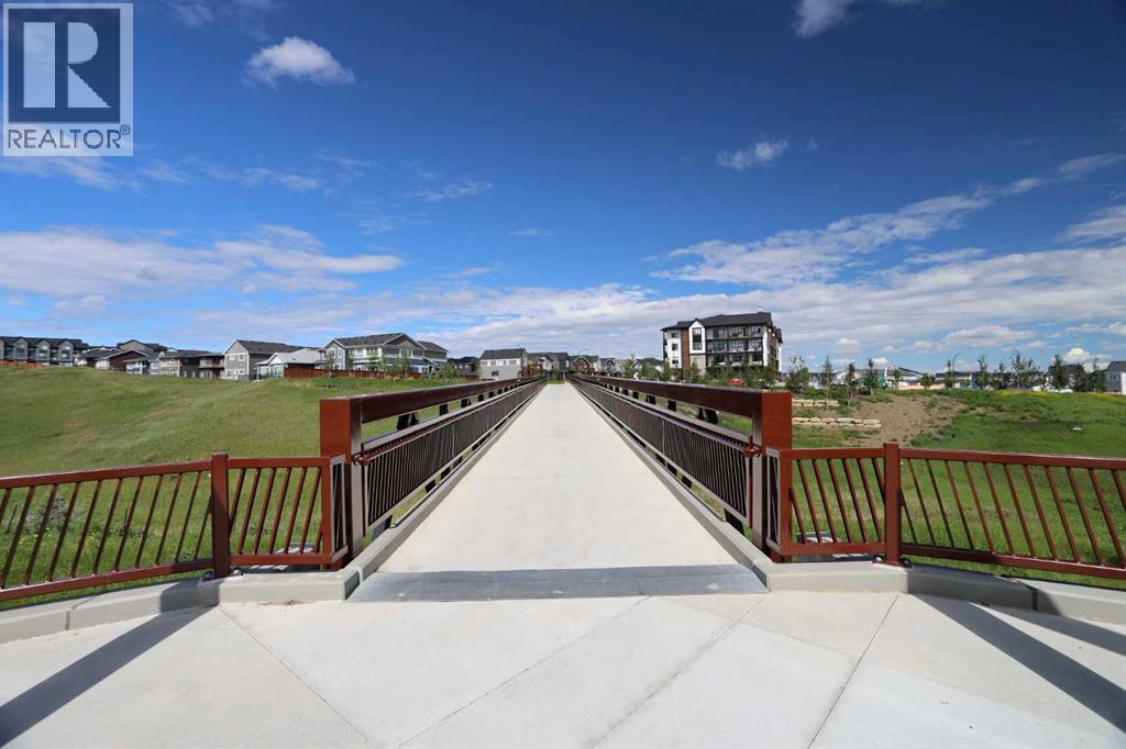#413 20 SAGE HILL WALK NW - 26