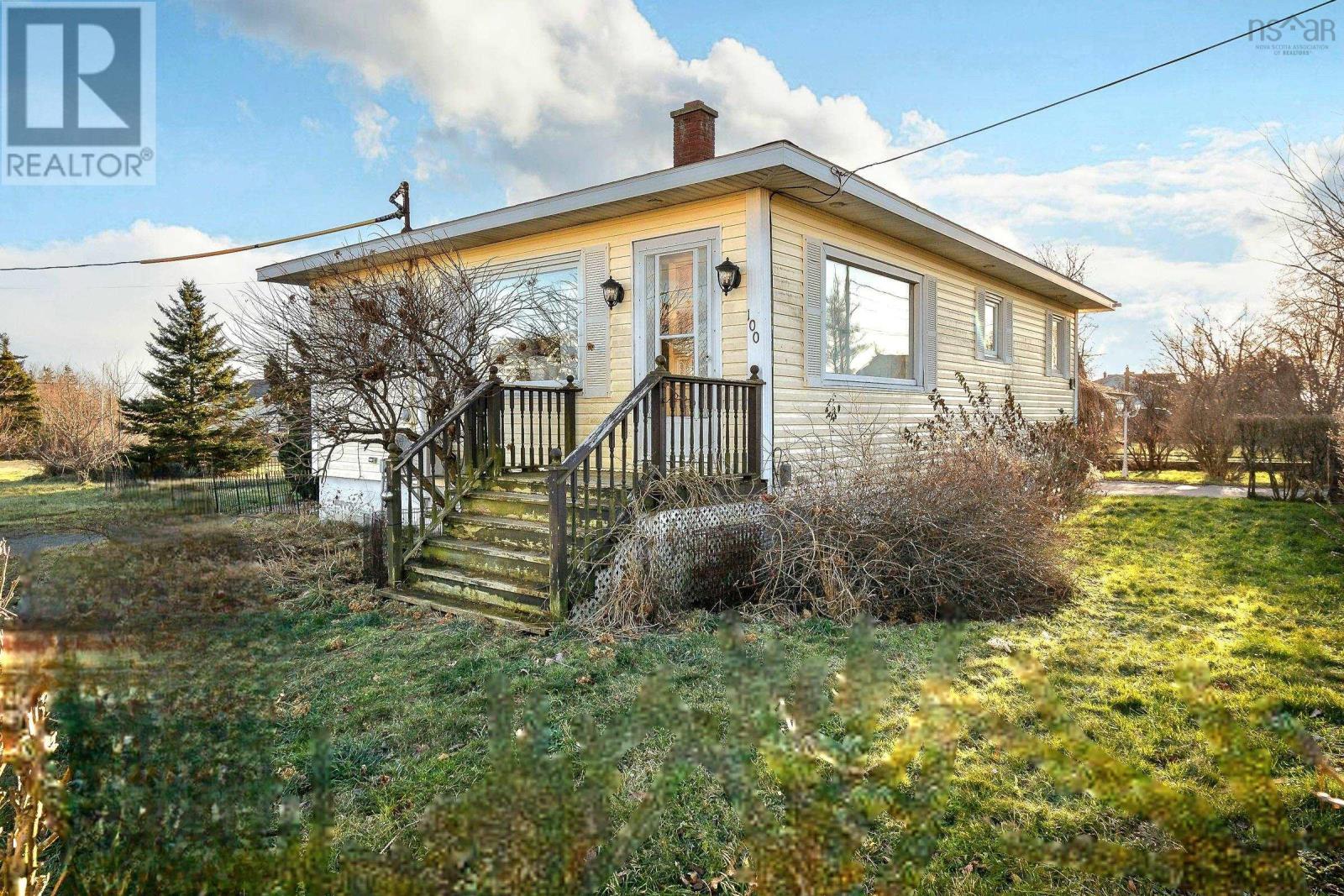 Property photo of 100 BORDEN Street