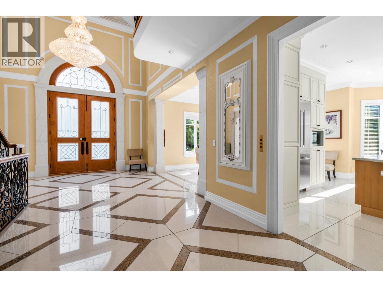 8233 GOVERNMENT ROAD, Burnaby