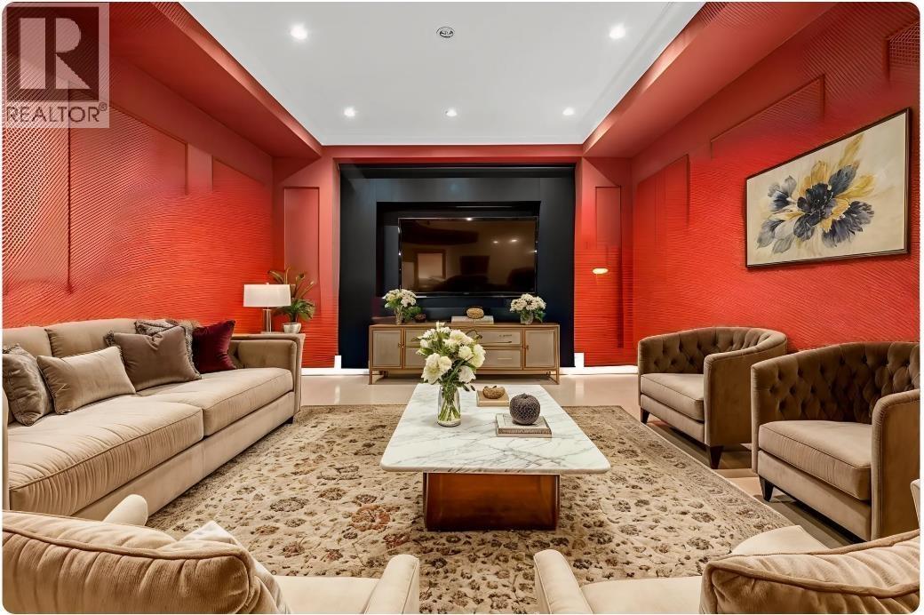 8233 GOVERNMENT ROAD, Burnaby