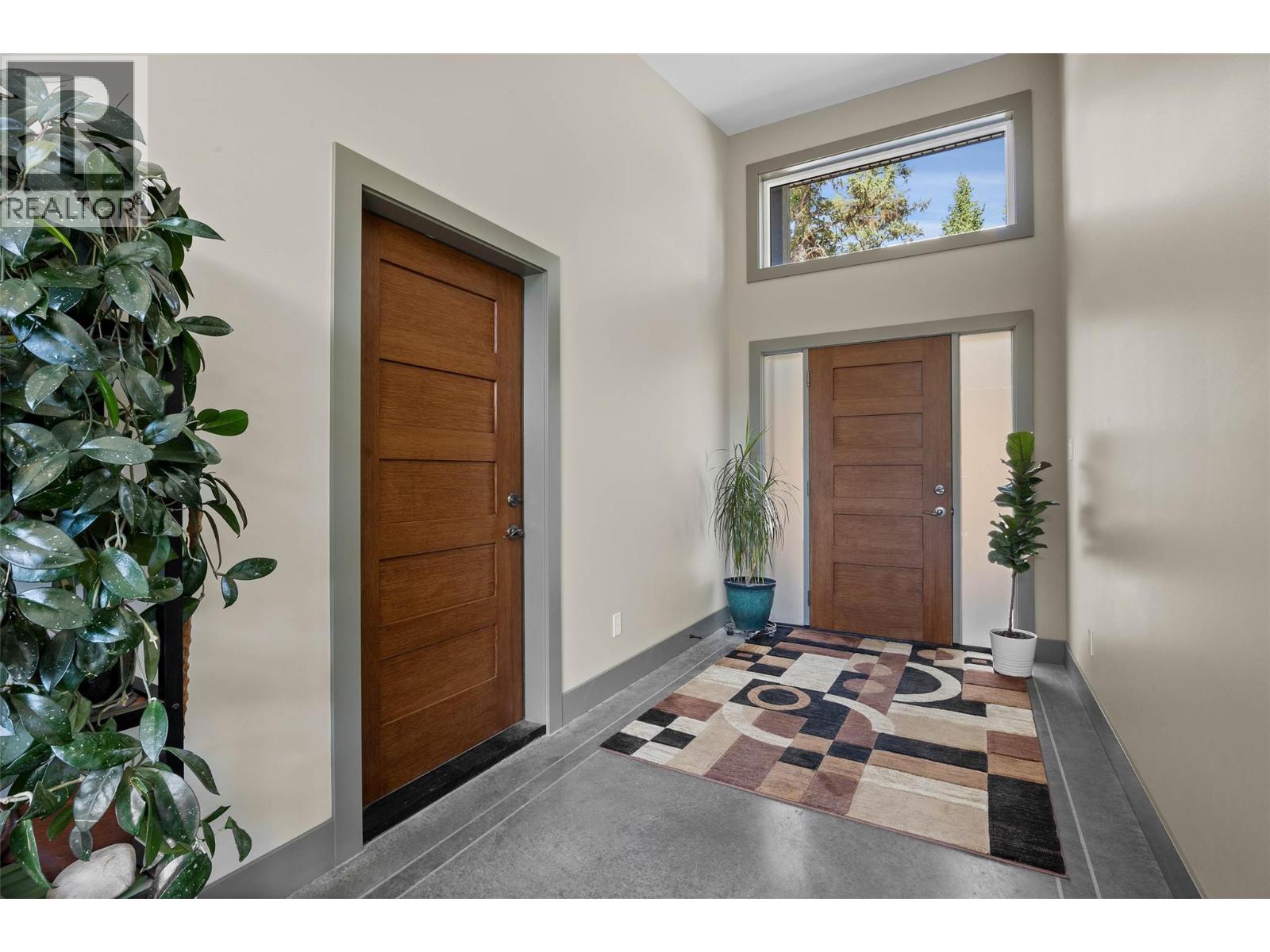 10076 Tranquille-Criss Creek Road, Kamloops