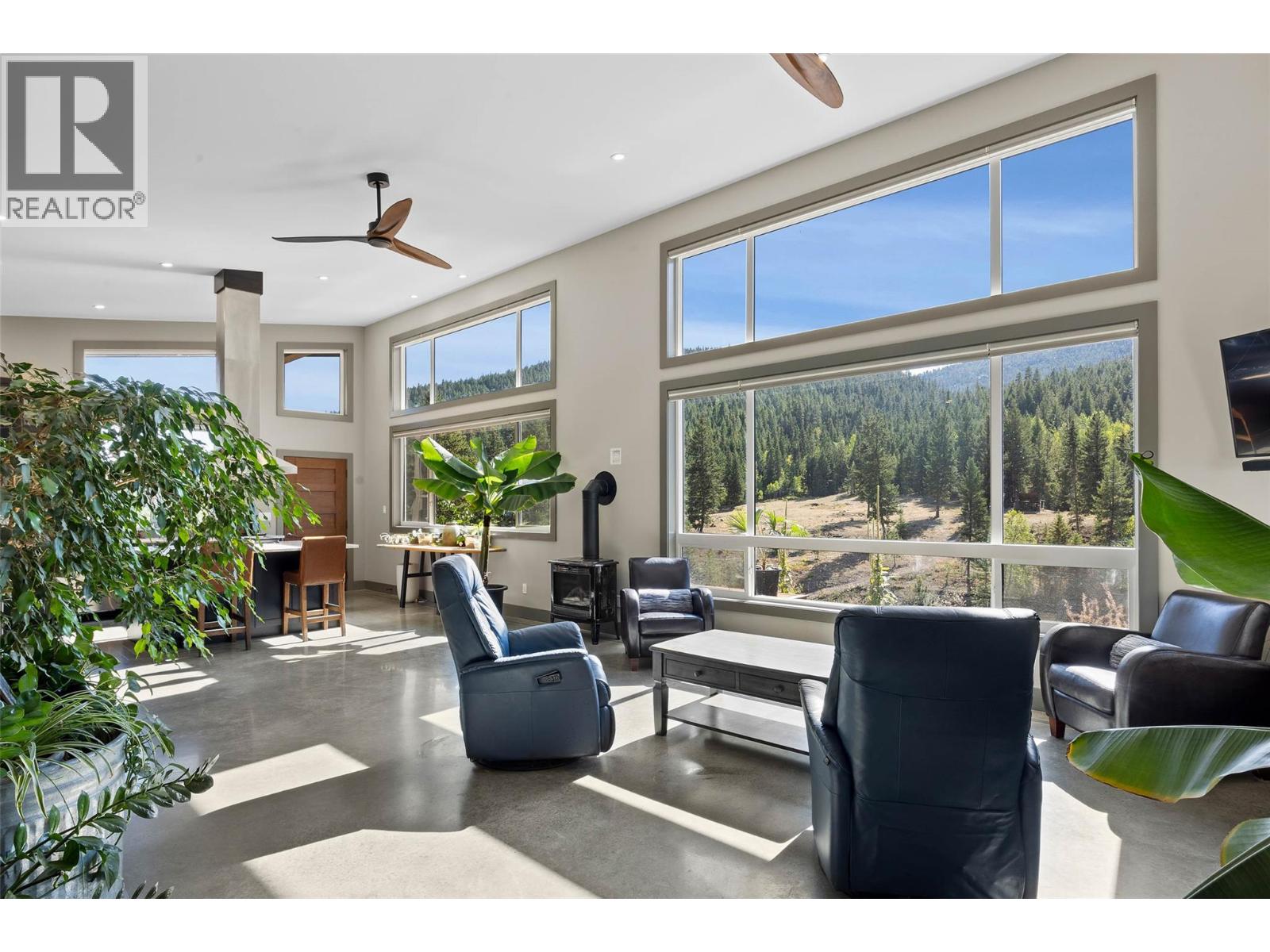 10076 Tranquille-Criss Creek Road, Kamloops