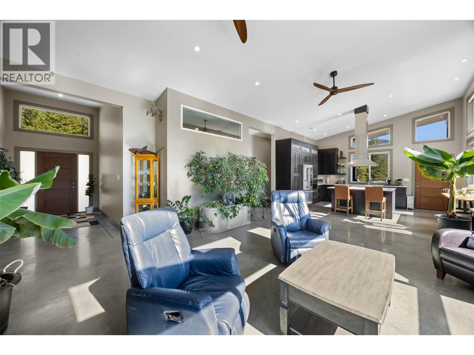 10076 Tranquille-Criss Creek Road, Kamloops