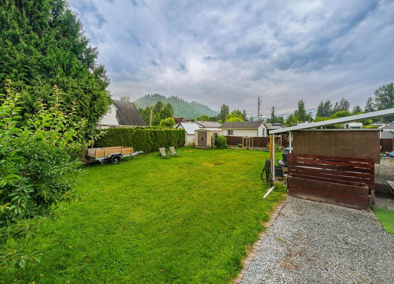 22 9053 SHOOK ROAD, Mission