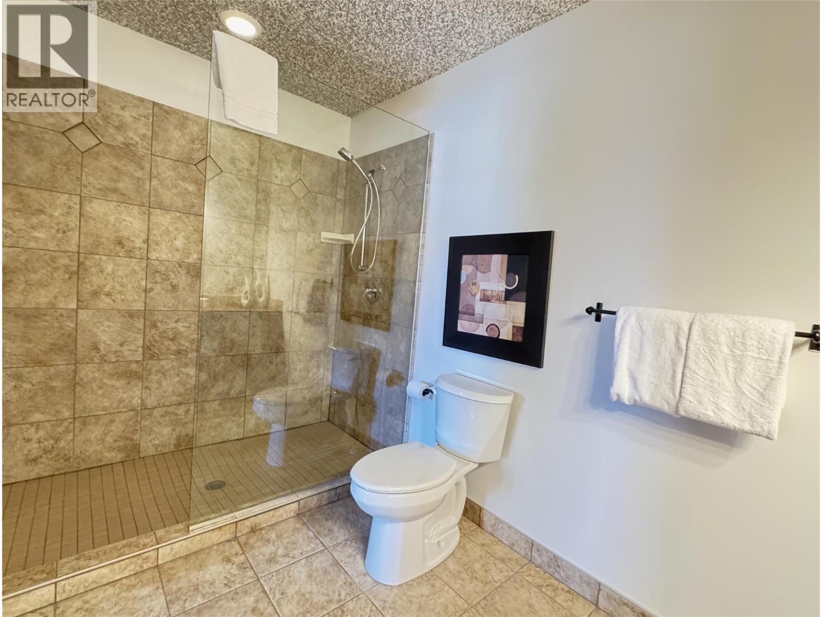 300 BIGHORN Boulevard Unit# 322D, Radium Hot Springs