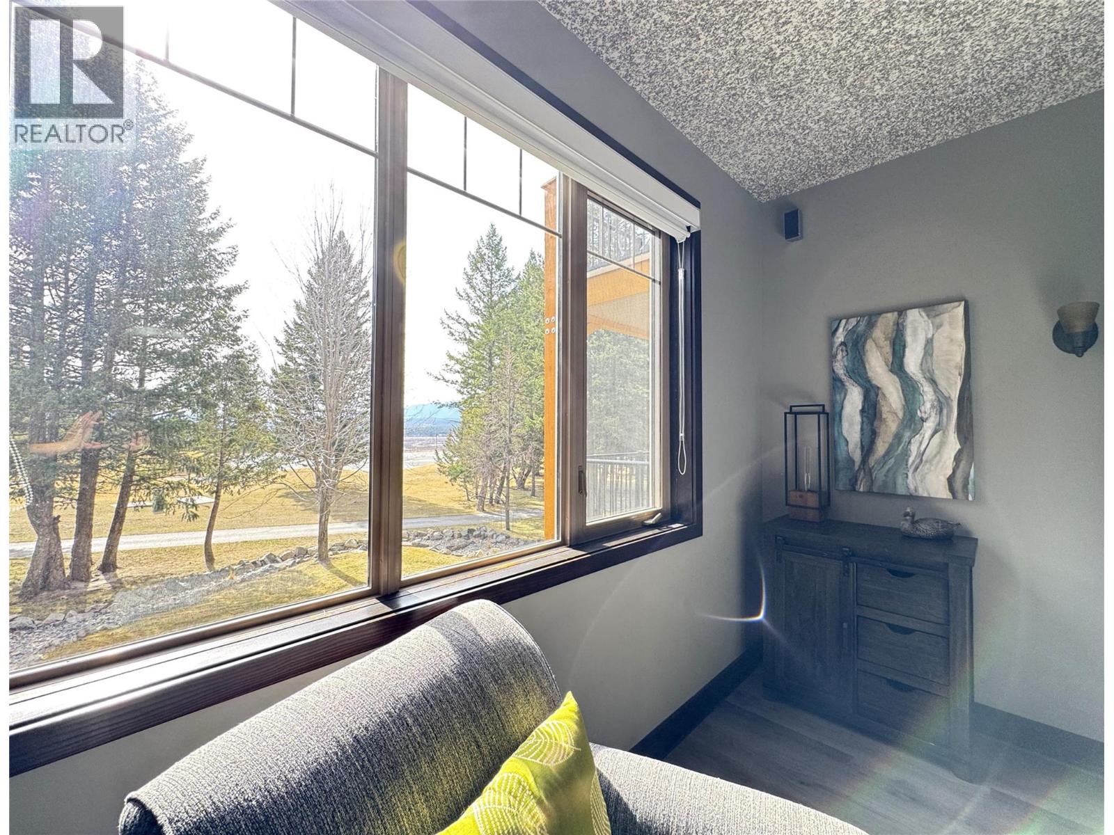 300 BIGHORN Boulevard Unit# 322D, Radium Hot Springs