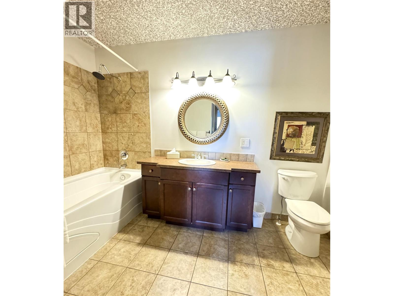 300 BIGHORN Boulevard Unit# 322D, Radium Hot Springs