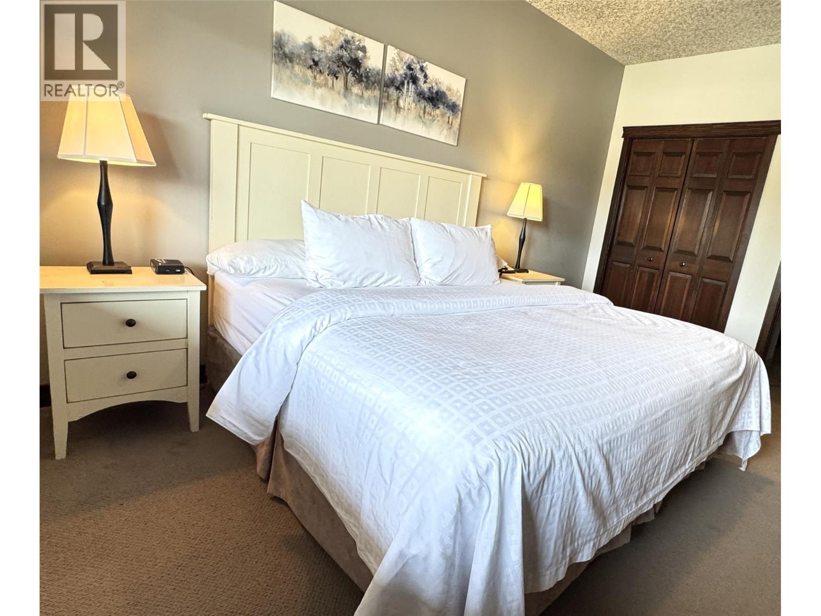 300 BIGHORN Boulevard Unit# 322D, Radium Hot Springs