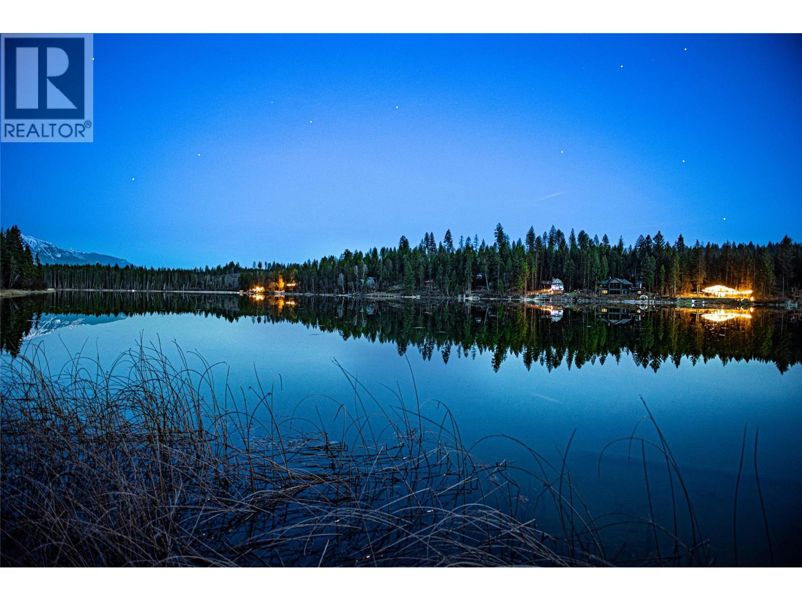 1249 Tie Lake Shore Road South, Jaffray