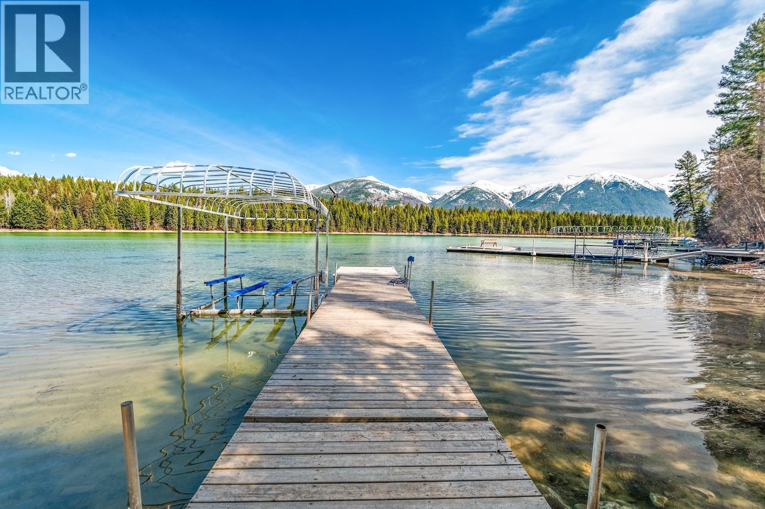 1249 Tie Lake Shore Road South, Jaffray