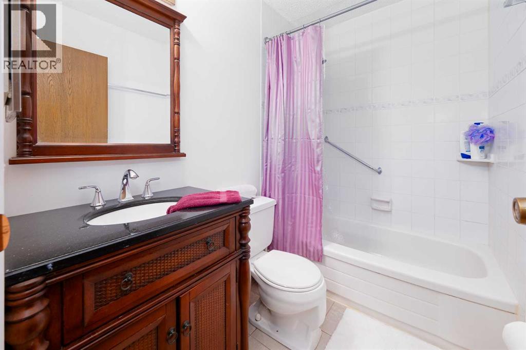 Single Family House for Sale in    Street Pineridge Calgary 