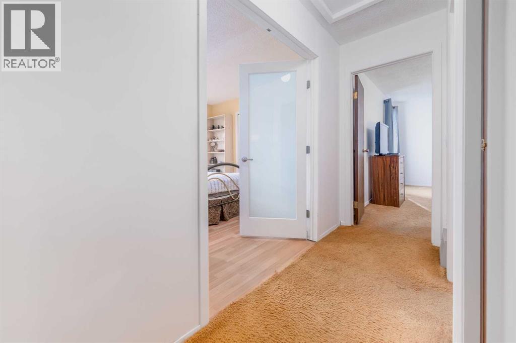 Single Family House for Sale in    Street Pineridge Calgary 