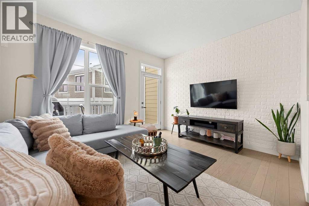 Single Family House for Sale in  Sherwood Row NW Sherwood Calgary 