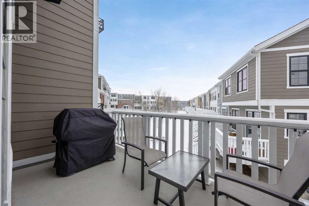 10 Sherwood Row NW, Calgary, Alberta