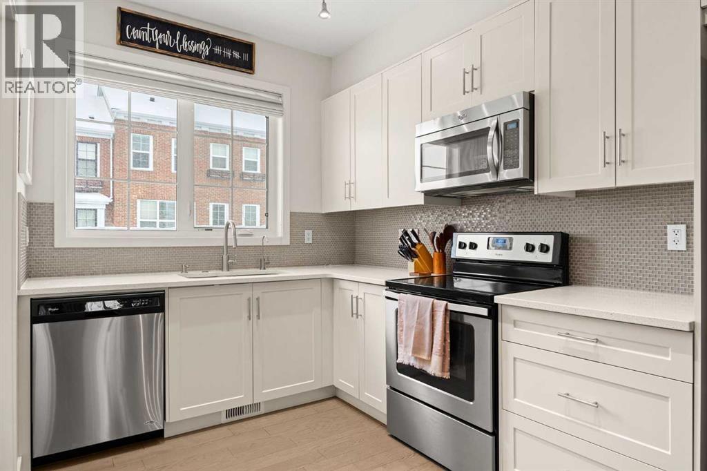 Single Family House for Sale in  Sherwood Row NW Sherwood Calgary 